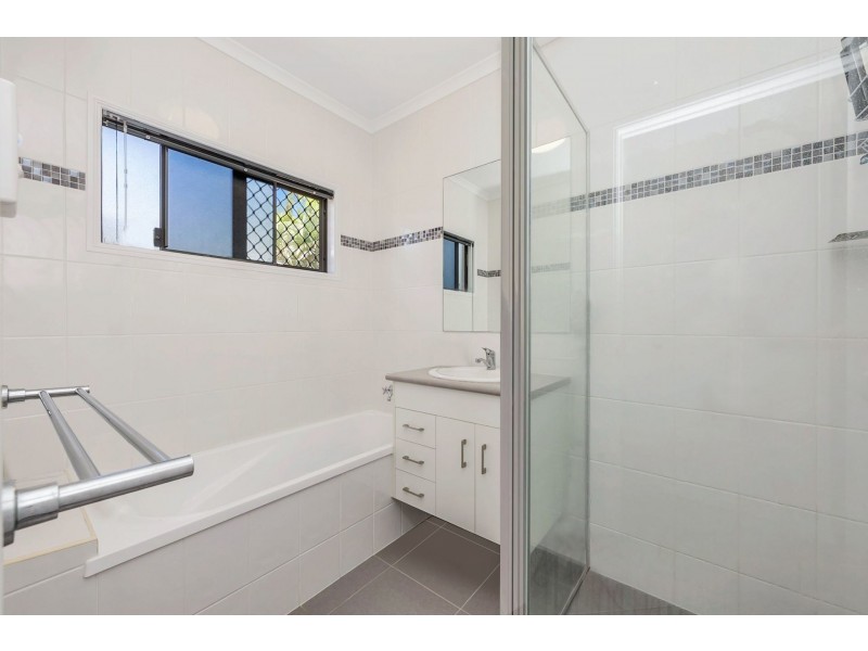 5 Chesham Drive, Kirwan QLD 4817