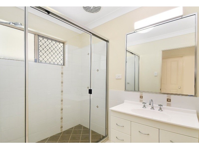 6/10 Renecol Avenue, Rasmussen QLD 4815