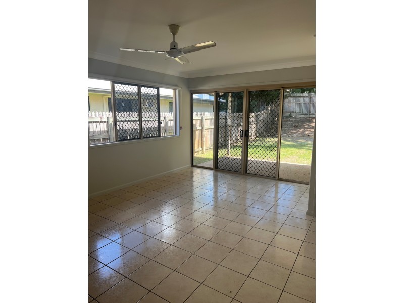 106 Riverbend Drive, Douglas QLD 4814