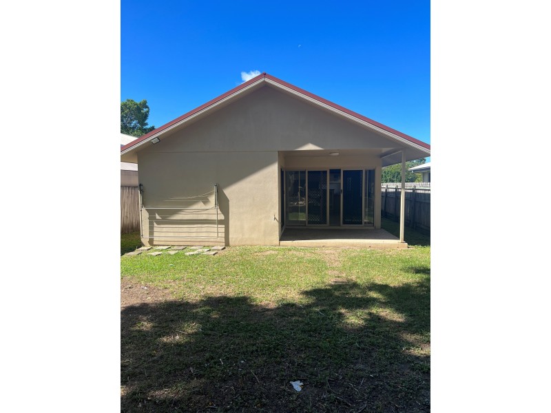 106 Riverbend Drive, Douglas QLD 4814