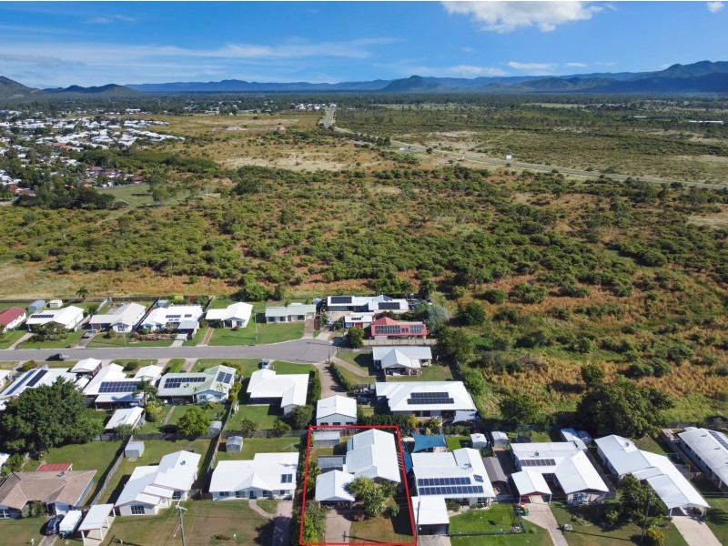 16 Amber Avenue, Rasmussen QLD 4815