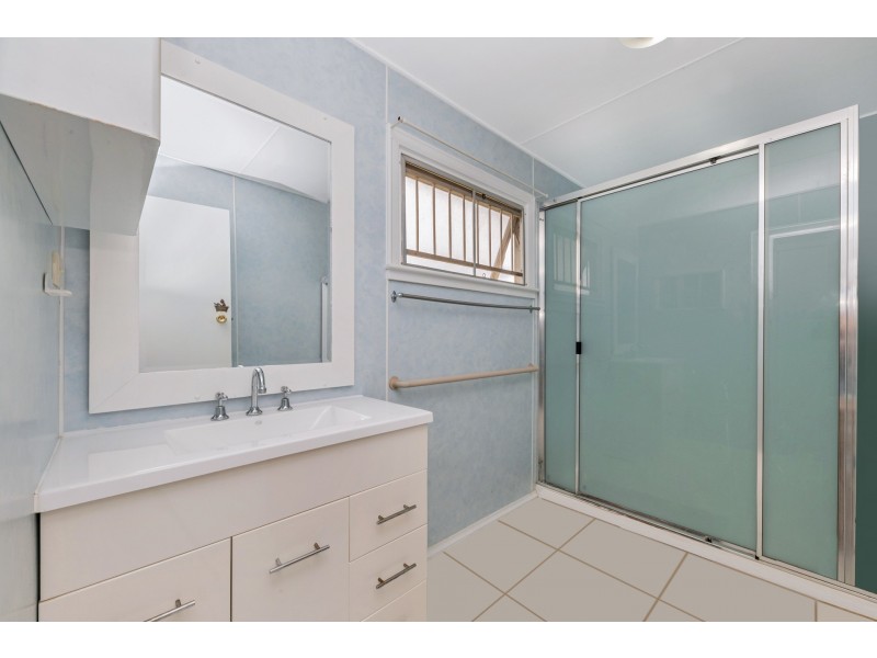 14 Fitzroy Street, Cranbrook QLD 4814