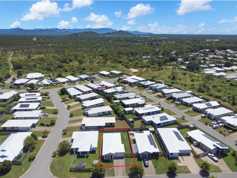 15 Gotham Loop, Deeragun QLD 4818