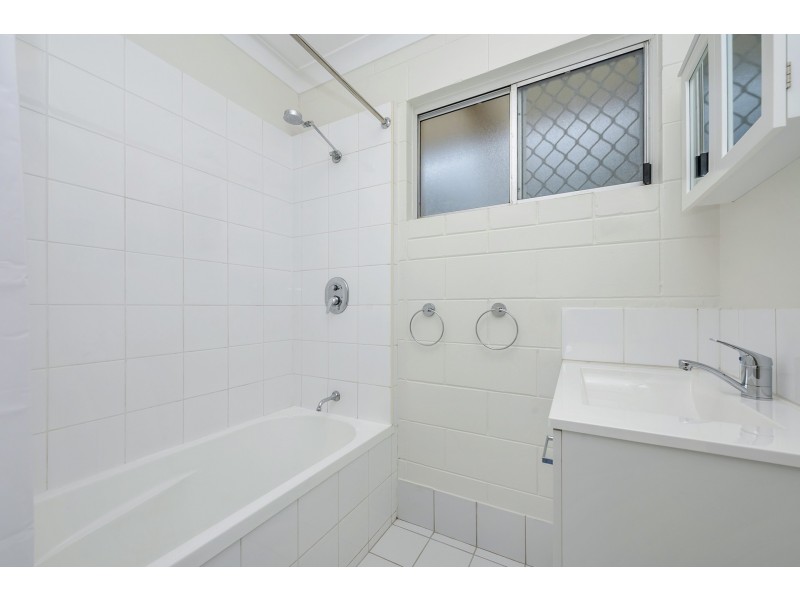 1404 Riverway Drive, Kelso QLD 4815