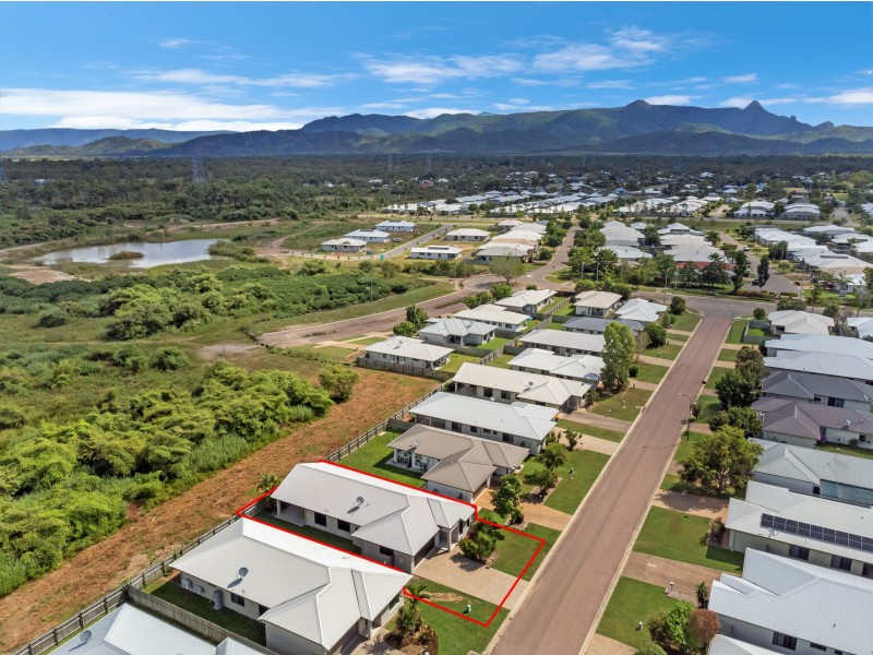 32 Hollanders Crescent, Kelso QLD 4815