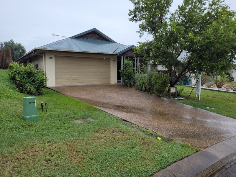 11 Lockyer Place, Mount Louisa QLD 4814