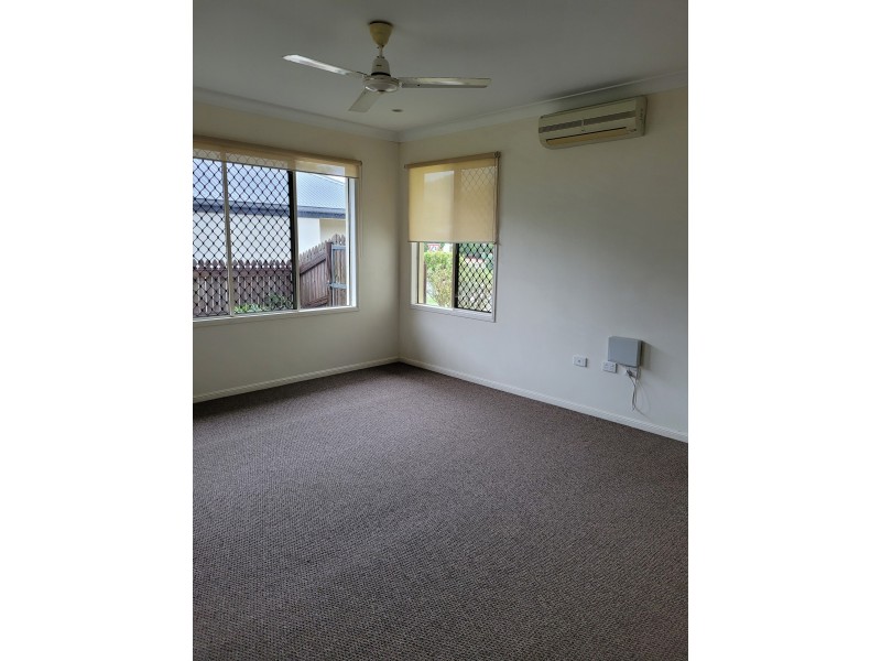 11 Lockyer Place, Mount Louisa QLD 4814