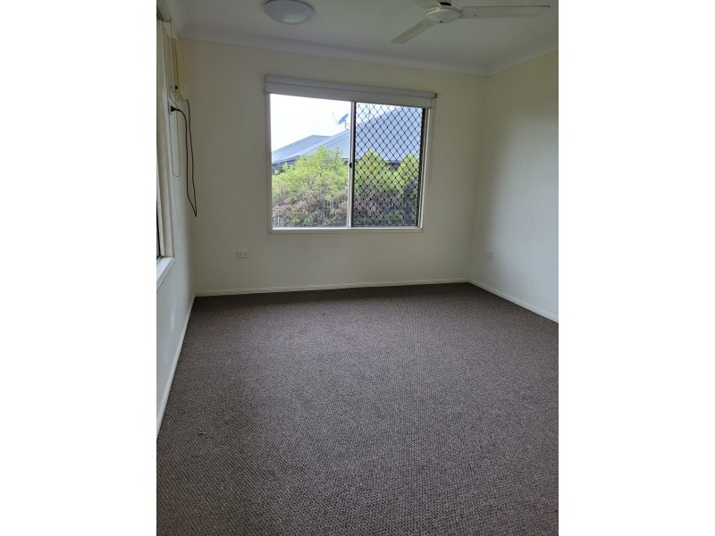 11 Lockyer Place, Mount Louisa QLD 4814