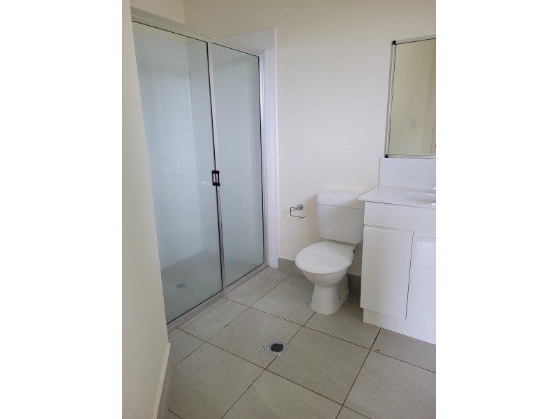 11 Lockyer Place, Mount Louisa QLD 4814