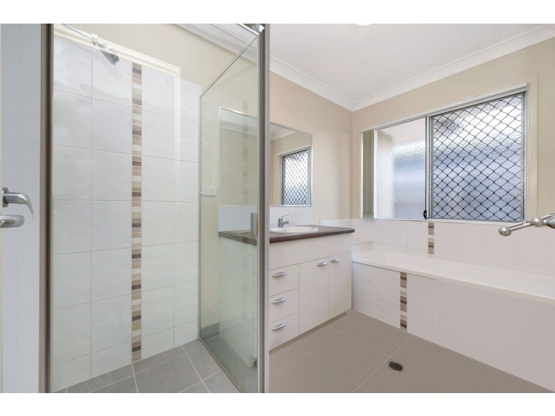 20 Hinton Court, Deeragun QLD 4818