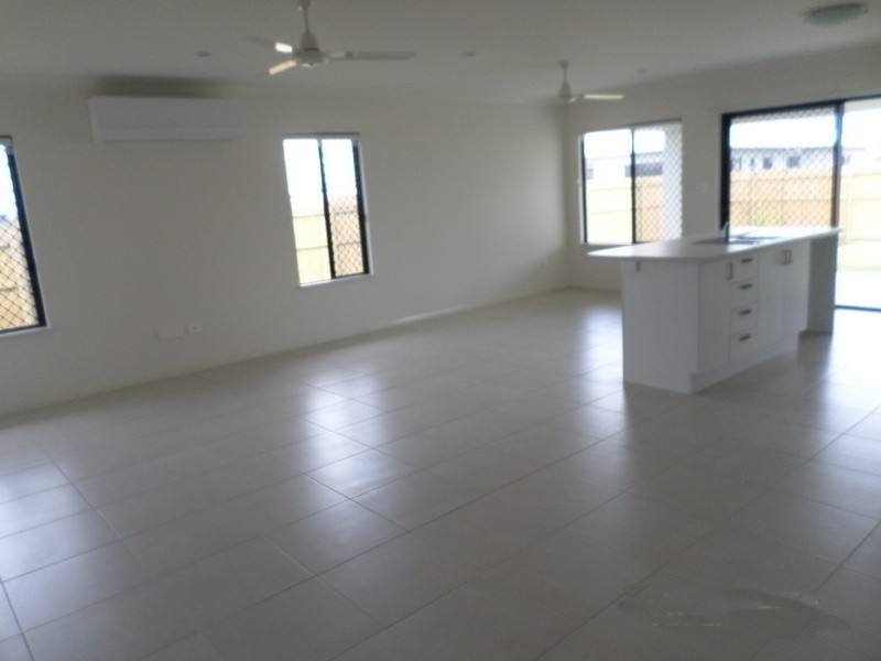 10 Marblewood Ciruit, Mount Low QLD 4818