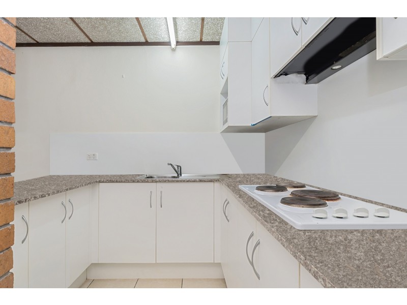 4 Lumeah Street, Cranbrook QLD 4814