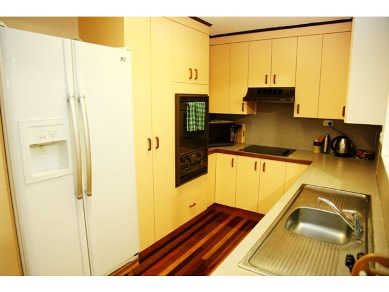 11 Tarragona Street, Kirwan QLD 4817