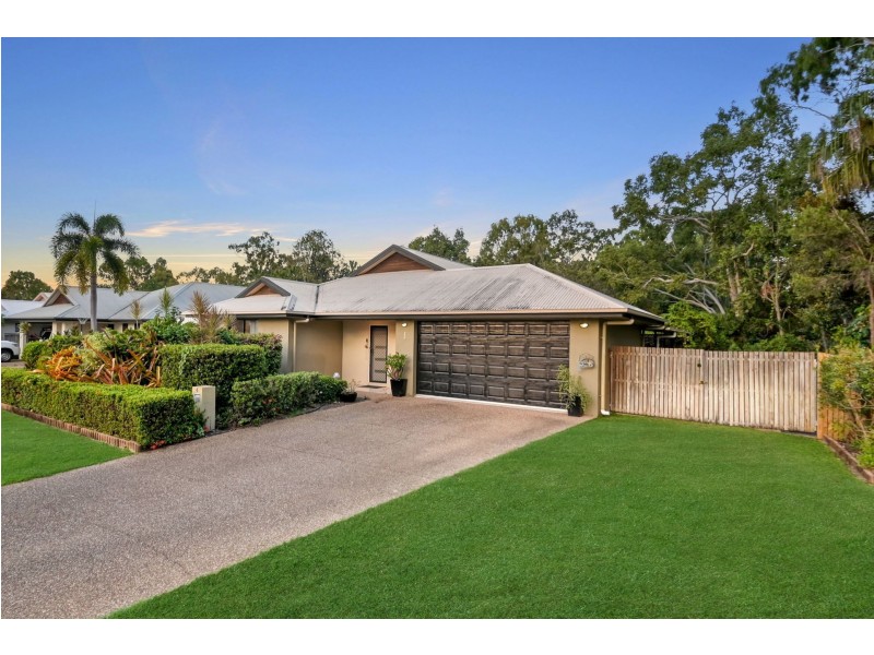 6 Coolaree Drive, Bushland Beach QLD 4818