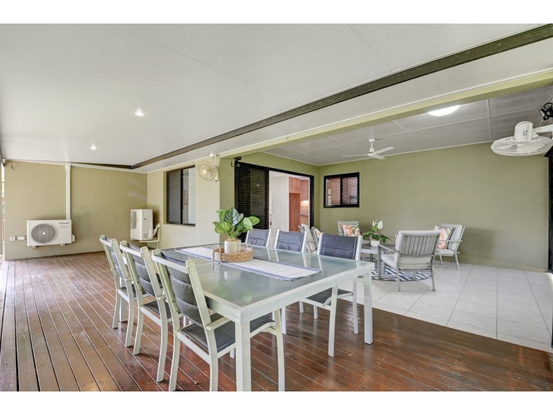 6 Coolaree Drive, Bushland Beach QLD 4818