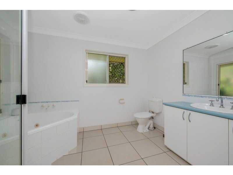 41 Blue Mountain Drive, Bluewater Park QLD 4818