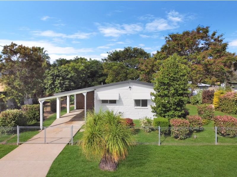 4 Champagne Crescent, Kelso QLD 4815