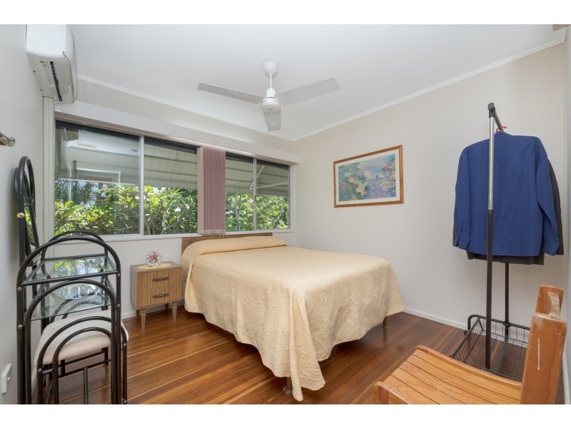 218 Upper Miles Avenue, Kelso QLD 4815