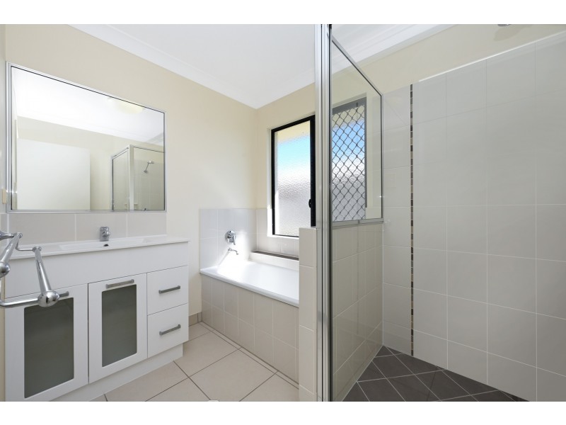 15 Peregrine Avenue, Kelso QLD 4815