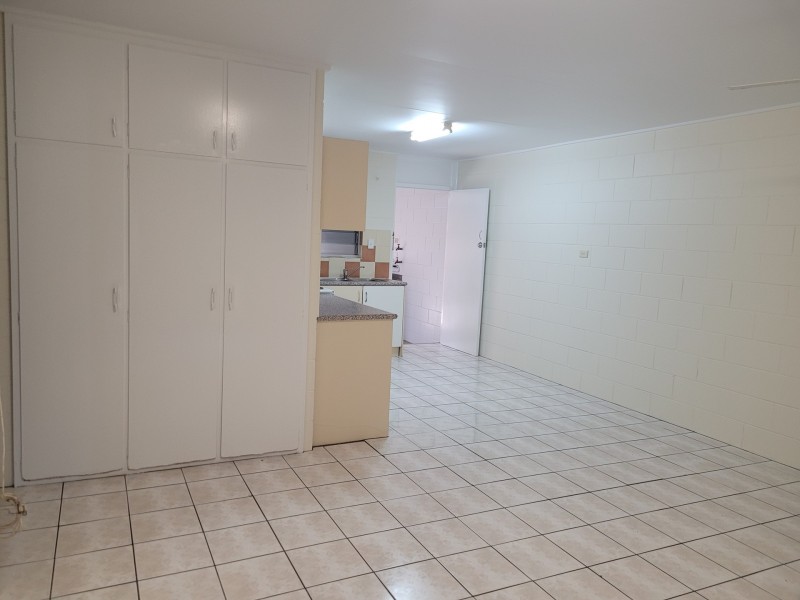 2/67 Punari Street, Currajong QLD 4812