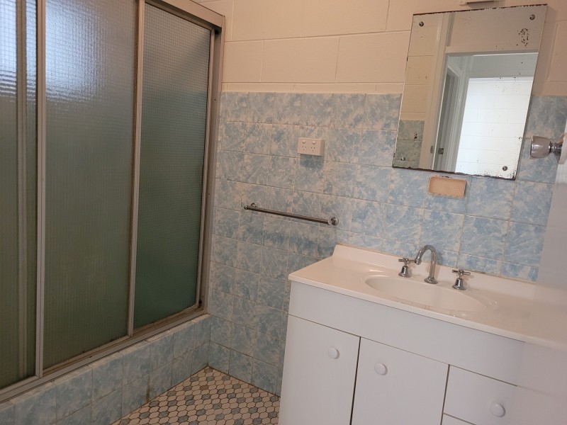 2/67 Punari Street, Currajong QLD 4812