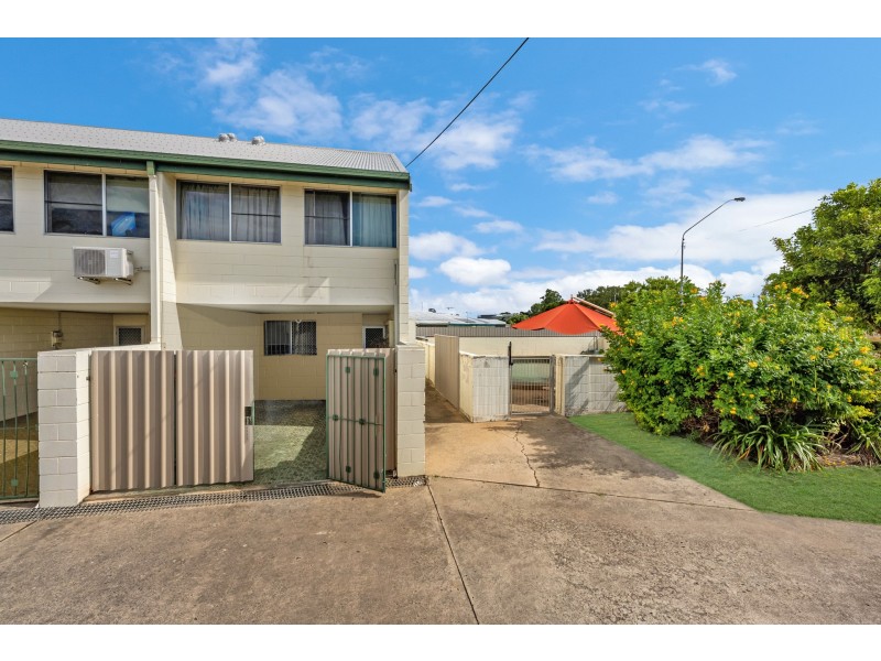 1/352 Ross River Road, Cranbrook QLD 4814