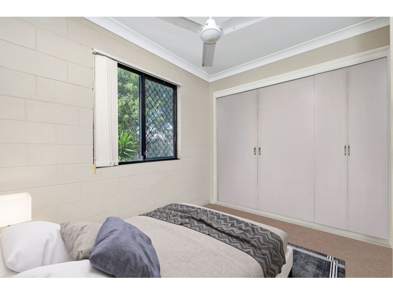 1 Feeney Avenue, Rasmussen QLD 4815
