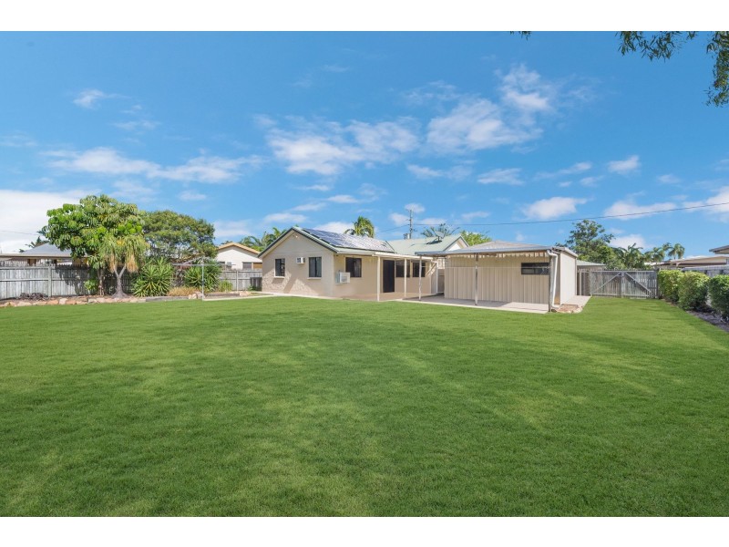 1 Feeney Avenue, Rasmussen QLD 4815