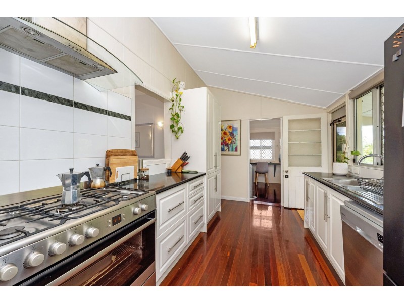 94 Palmerston Street, Gulliver QLD 4812