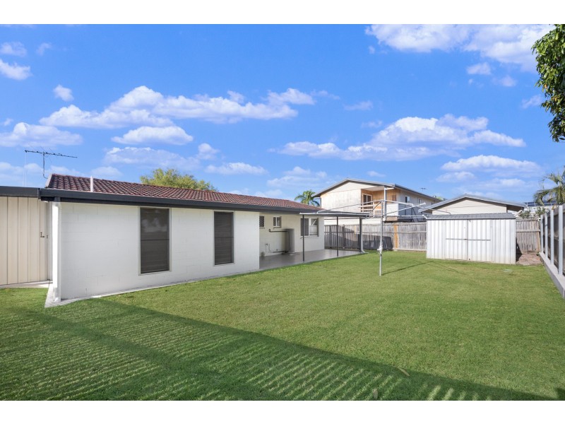 53 Wattle Street, Cranbrook QLD 4814