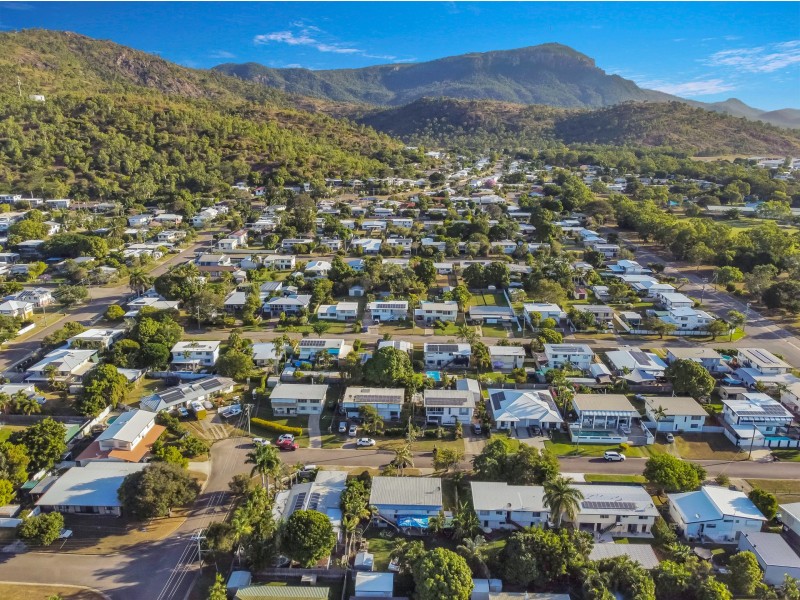 17 Burnett Crescent, Wulguru QLD 4811