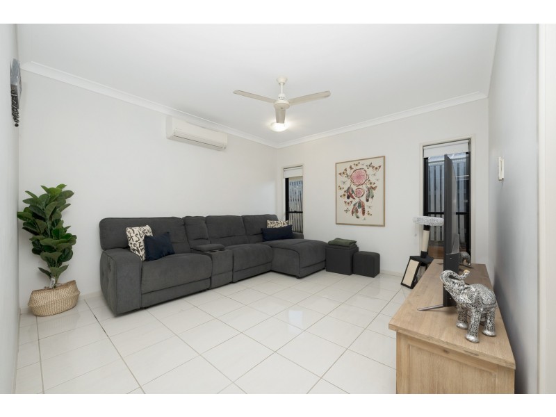 28 Bilbao Place, Bushland Beach QLD 4818