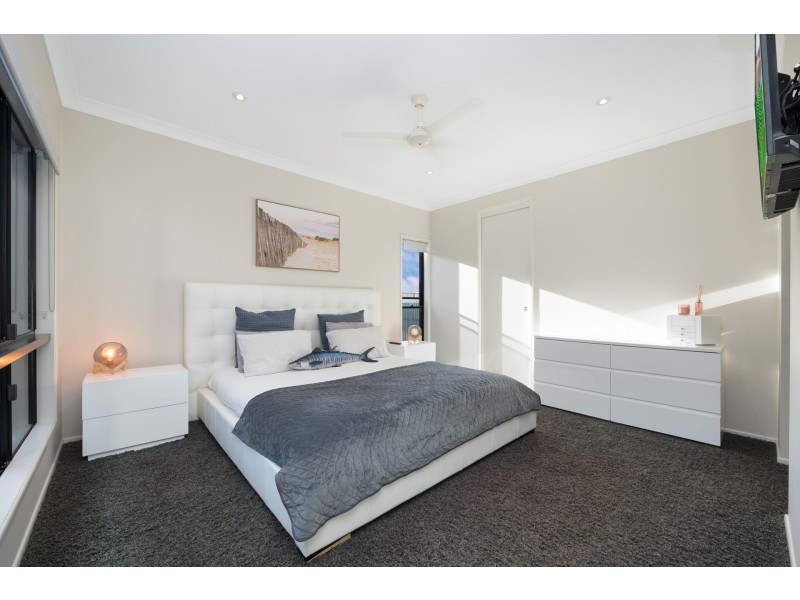 28 Bilbao Place, Bushland Beach QLD 4818