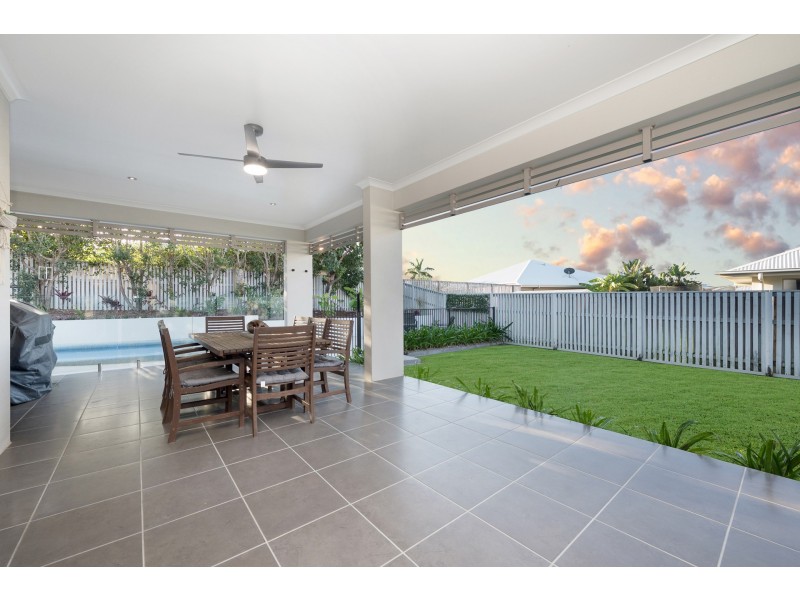 28 Bilbao Place, Bushland Beach QLD 4818