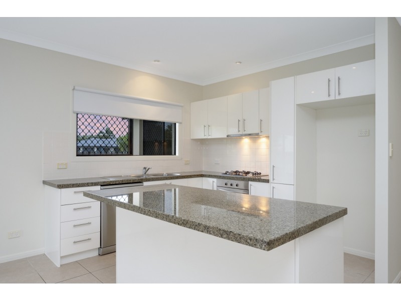 9 Blue Wren Drive, Kelso QLD 4815