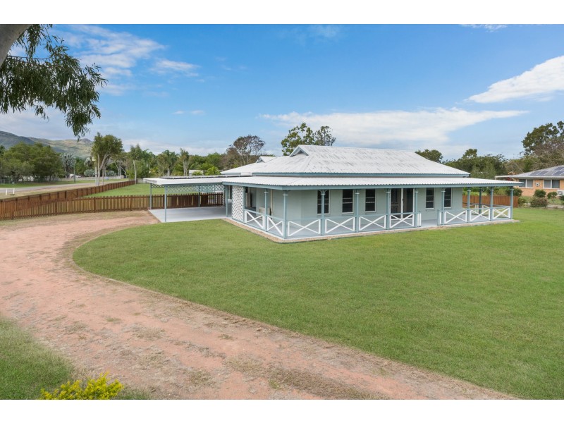 2 Elberry Crescent, Kelso QLD 4815