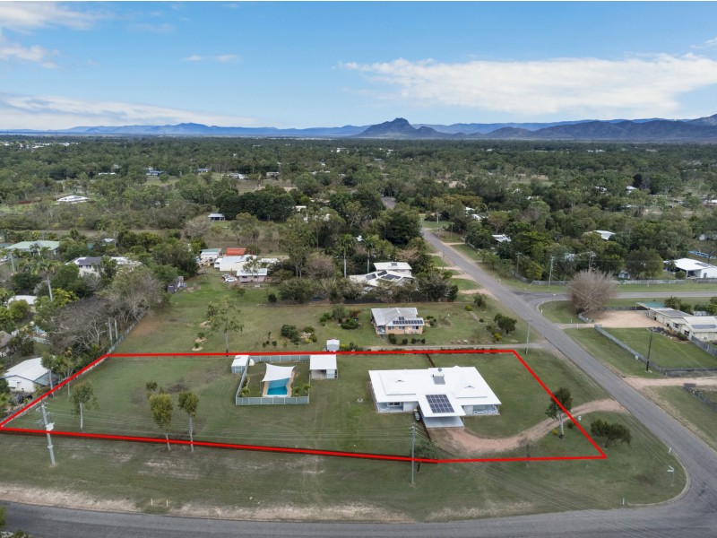 2 Elberry Crescent, Kelso QLD 4815