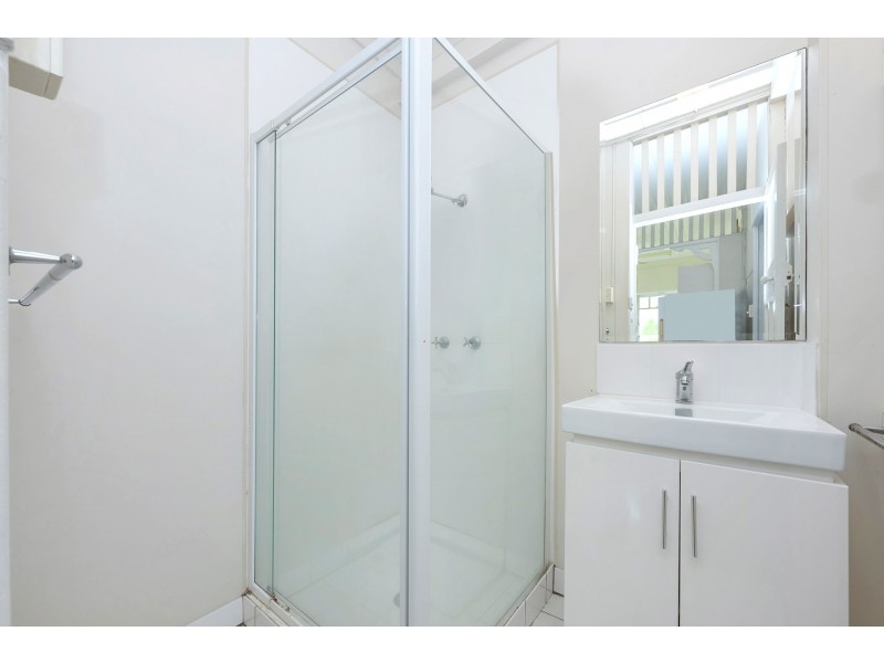 27 Morehead Street, South Townsville QLD 4810