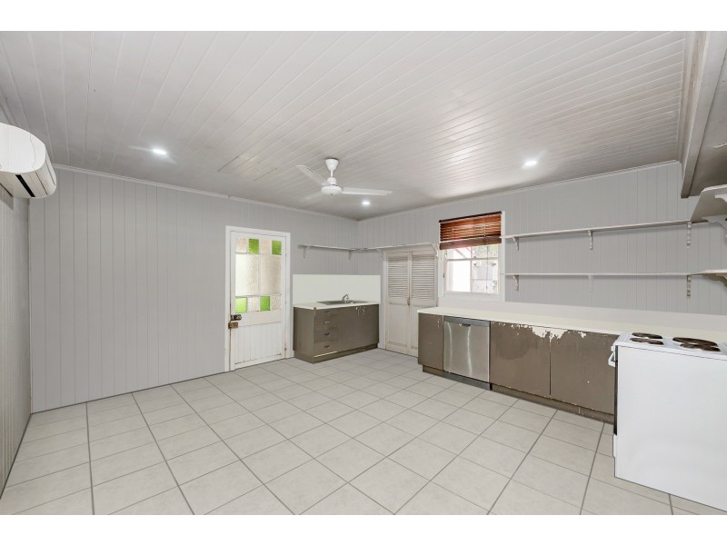 162 Boundary Street, Railway Estate QLD 4810