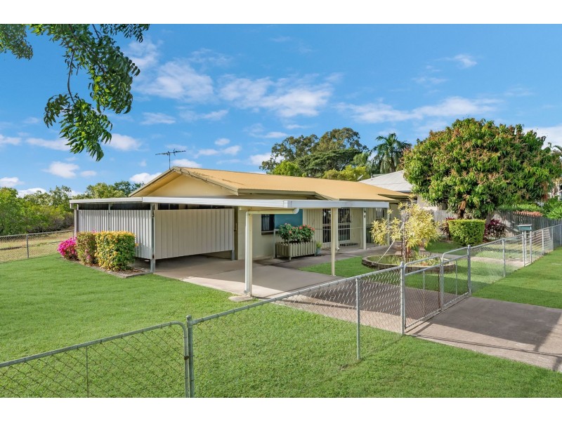 2 Wagner Street, Oonoonba QLD 4811