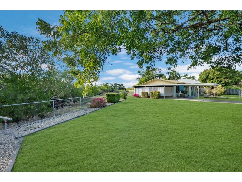 2 Wagner Street, Oonoonba QLD 4811