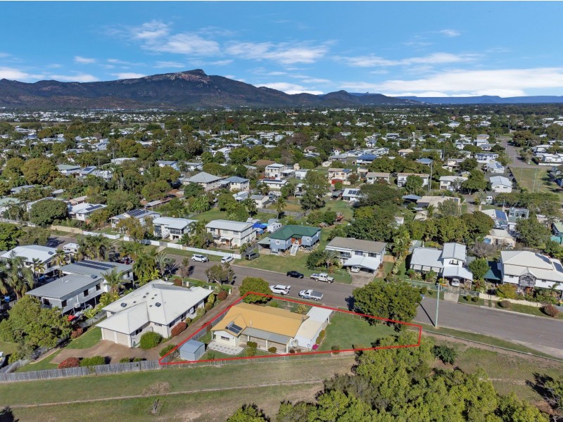 2 Wagner Street, Oonoonba QLD 4811