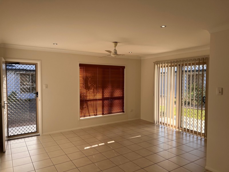 9/10 Renecol Avenue, Rasmussen QLD 4815