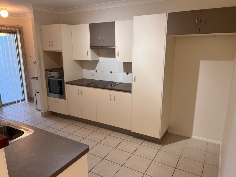 9/10 Renecol Avenue, Rasmussen QLD 4815