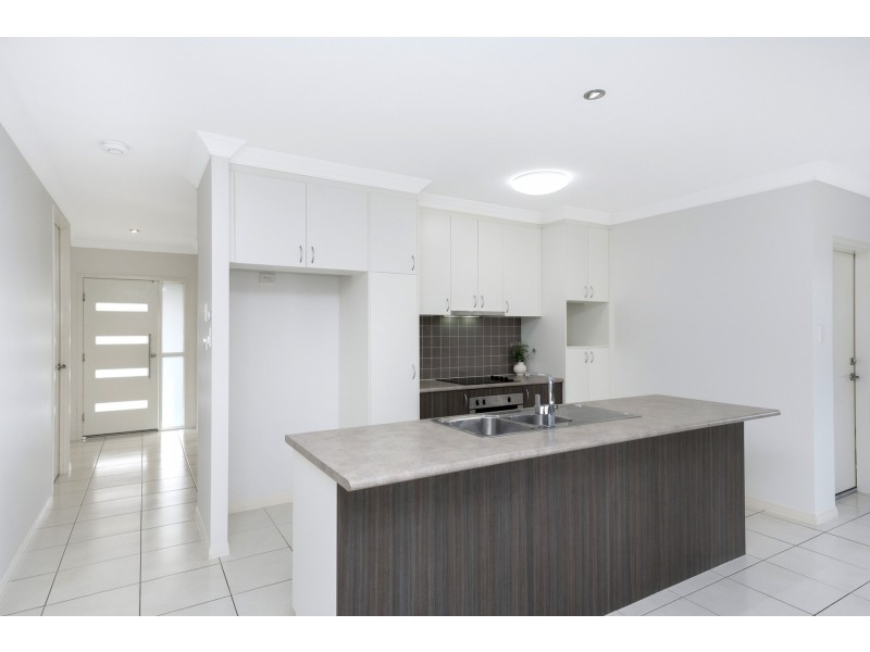 14A Stella Street, Kelso QLD 4815