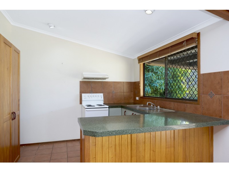 10 Vesterman Court, Bushland Beach QLD 4818