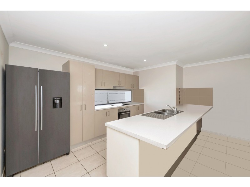 12A Stella Street, Kelso QLD 4815