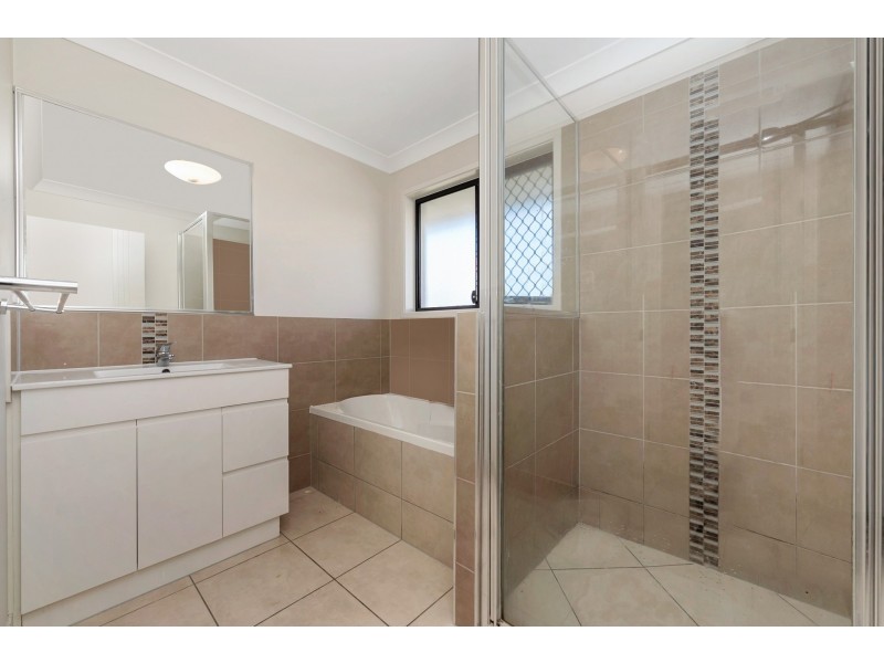 12A Stella Street, Kelso QLD 4815