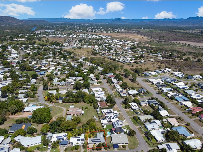 55 Illuta Street, Rasmussen QLD 4815