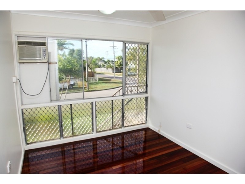 33 Daniels Street, Vincent QLD 4814